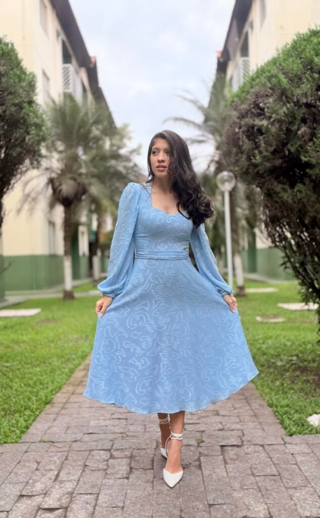 VESTIDO CELESTE